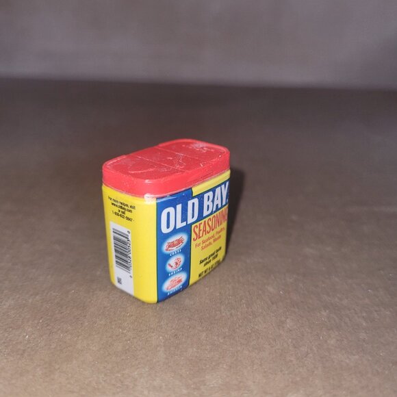 Mini Brands Old Bay Vintage Style Seasoning 3/$5 - Picture 4 of 6